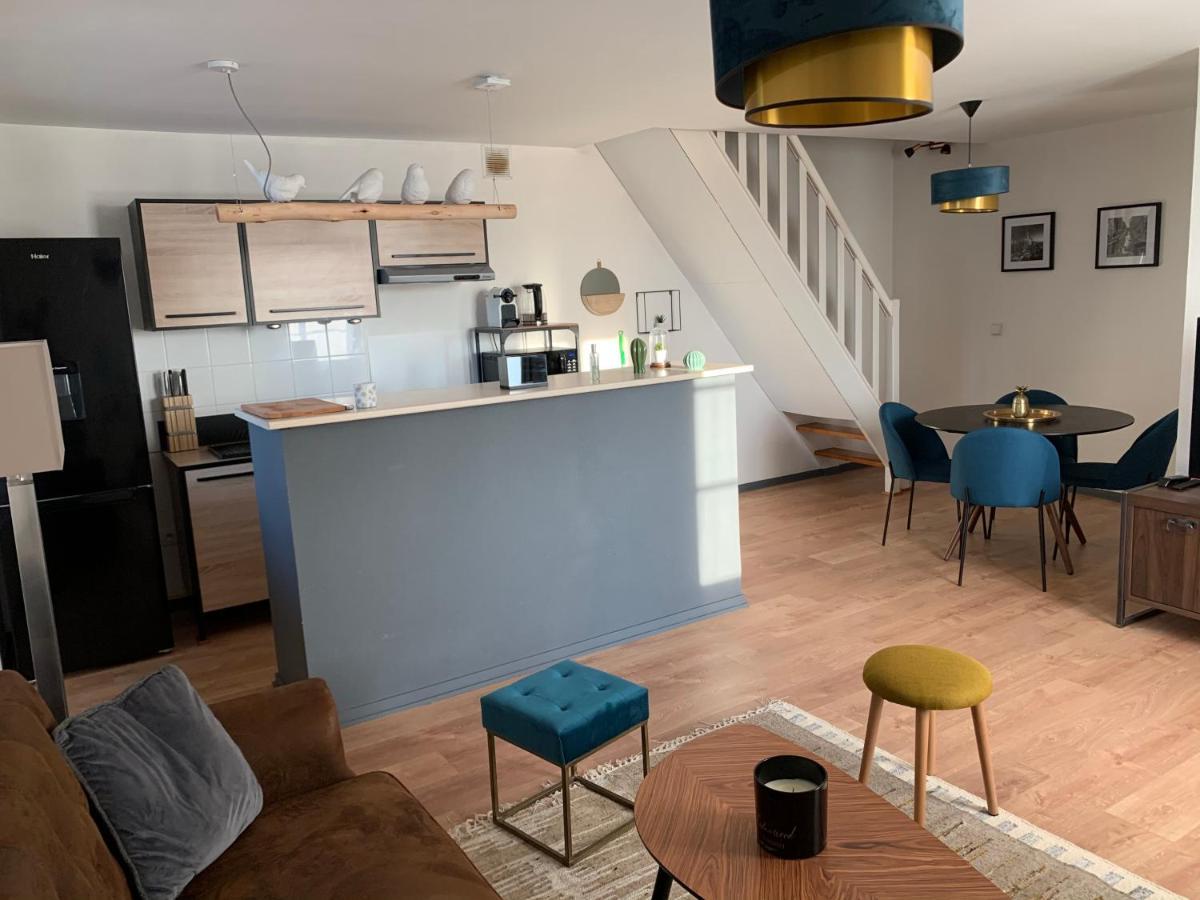Le 104 Feuvrier Apartman Dole Kültér fotó